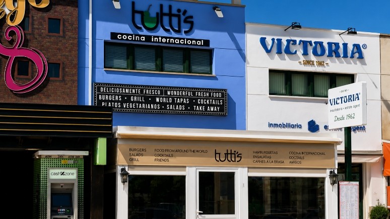   — Компания Tutti's в Gran Alacant