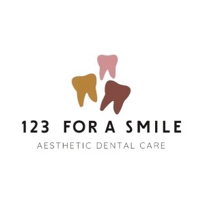 логотип 123 For a Smile — Компания в Gran Alacant